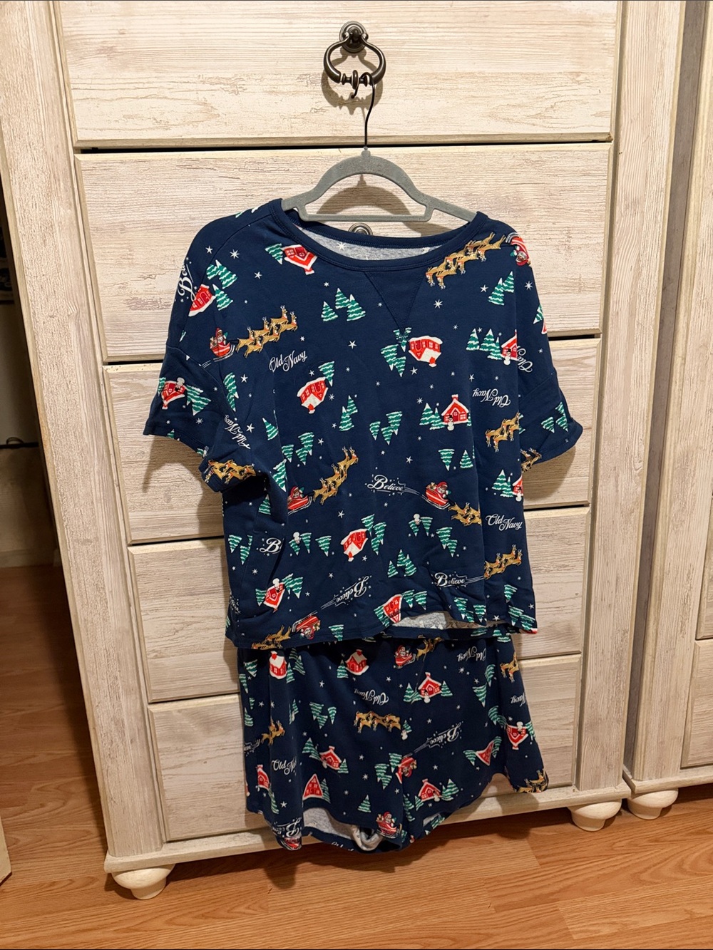 Old Navy Navy Blue Holiday Print Women’s Pajama Set